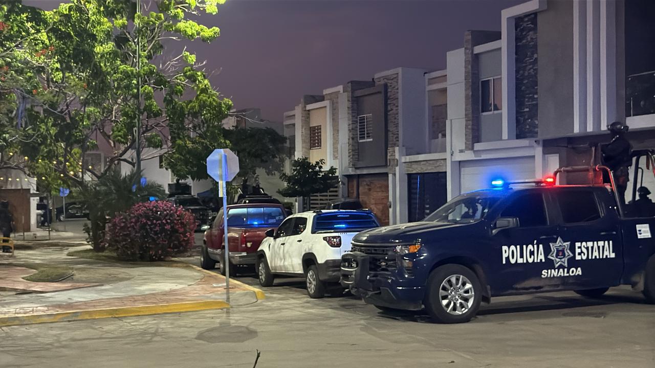 $!Detienen a presuntos delincuentes tras despliegue de operativo en Espacio Barcelona, en Culiacán