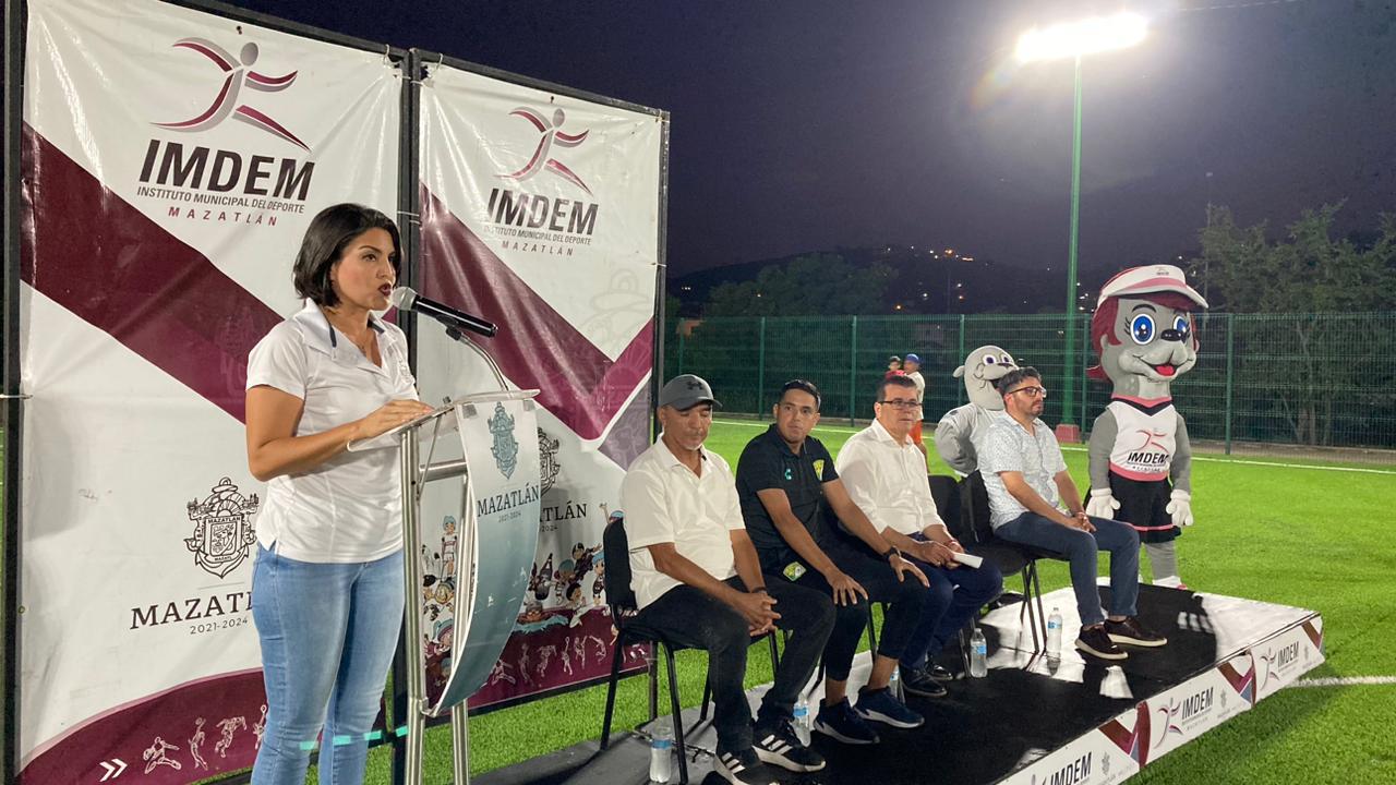 $!Rehabilitan espacio deportivo La Foresta; piden apoyo de seguridad