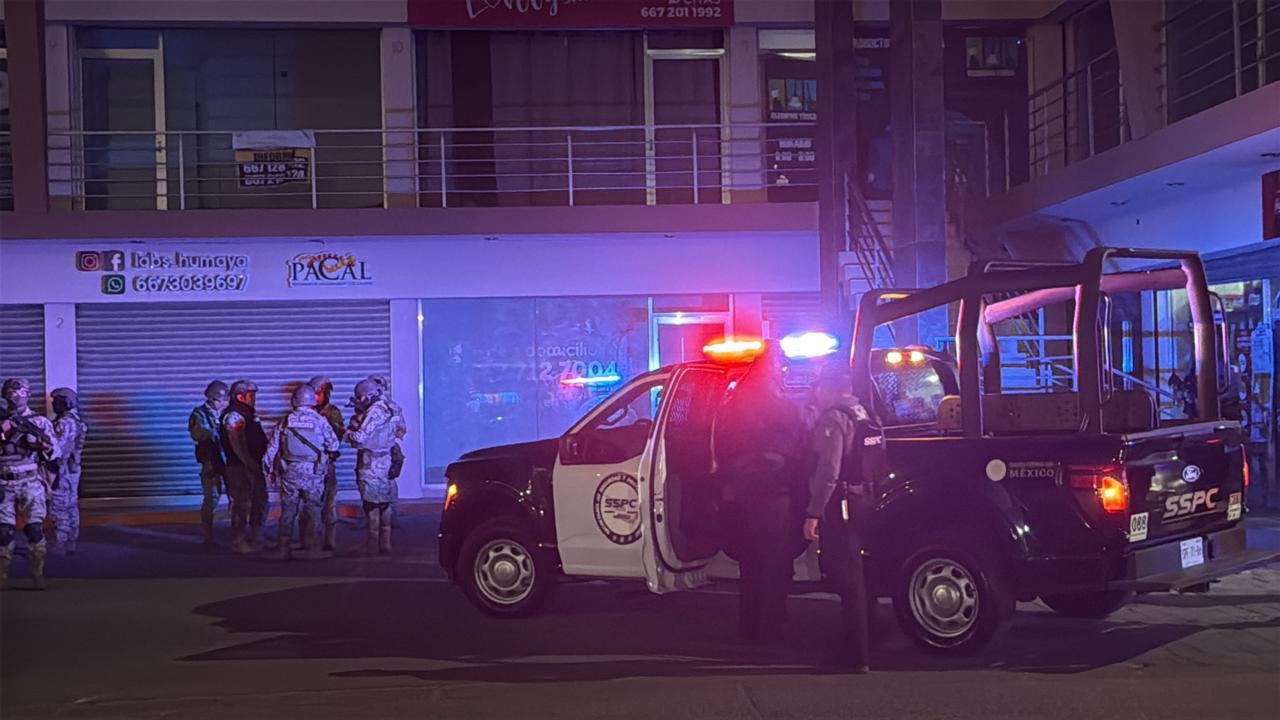 $!Asesinan a hombre dentro de local de plaza comercial del sector Santa Fe, en Culiacán