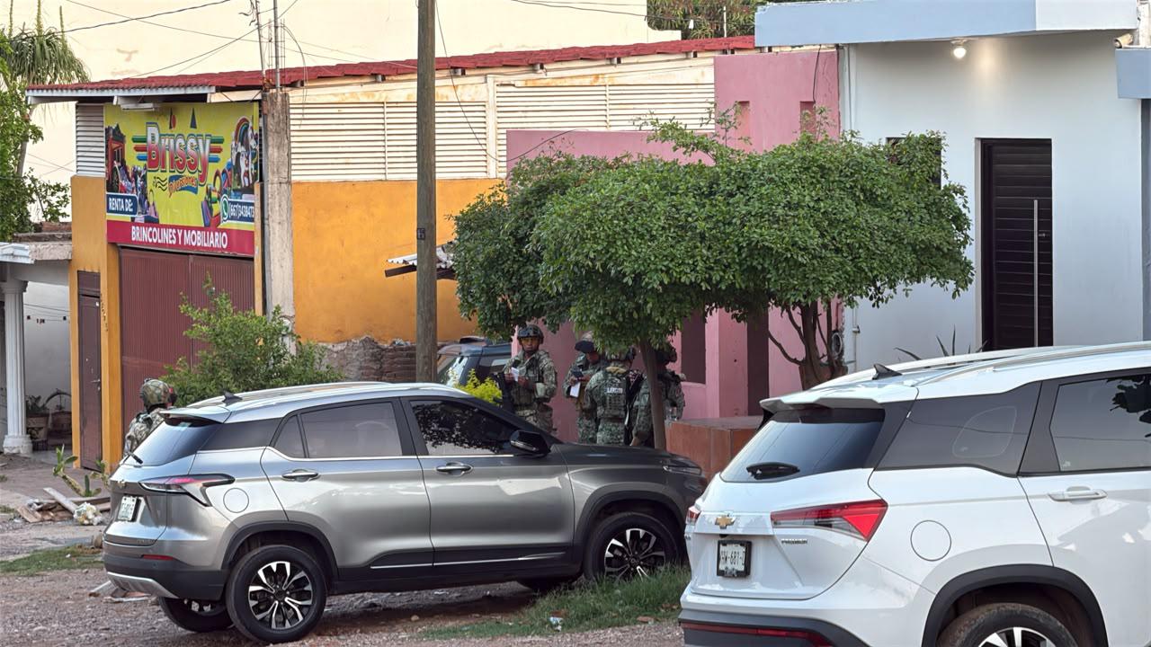 $!Hallan a persona asesinada a balazos en el patio de una casa de la Colonia Progreso, en Culiacán
