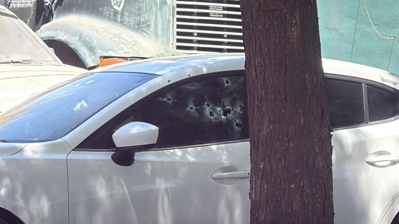 $!Asesinan a balazos a conductor en la colonia Pedregal del Humaya, en Culiacán