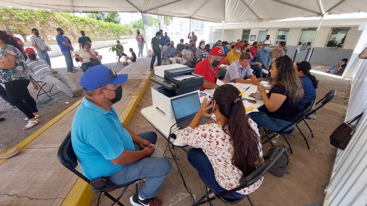 $!En Guasave inicia regularización de vehículos; ya hay más de mil citas agendadas