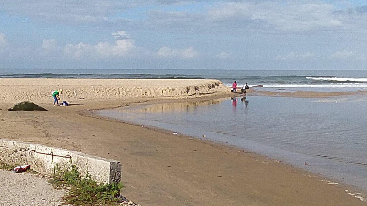 $!El huracán Nora ocasionó un fuerte oleaje a su paso por Mazatlán y dejó playas erosionadas