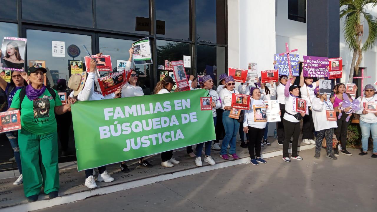 Más de 4 mil mujeres marchan por justicia, equidad, y por sus derechos ...