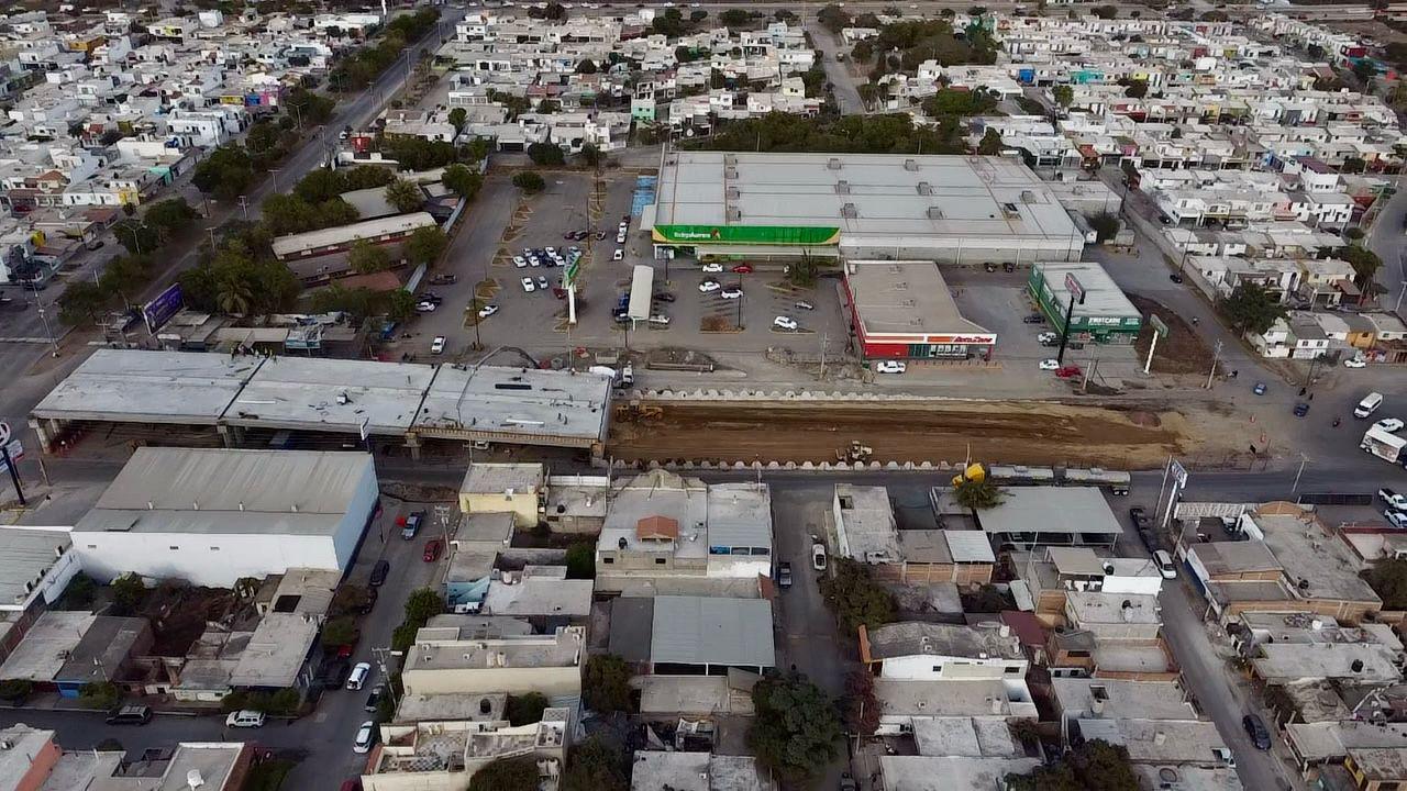 $!Cerrarán circulación en el crucero de Múnich y Colosio por instalación de trabes en puente vehicular