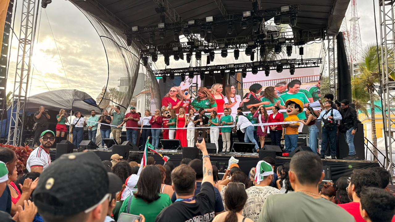 $!Celebran en Mazatlán la ‘Fiesta del Futbol’ con música, gastronomía y tradición