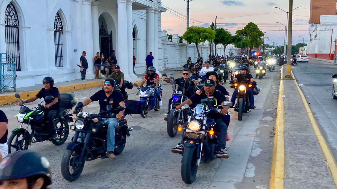 $!‘Bikers’ celebran peregrinación en honor a San Judas Tadeo en Mazatlán