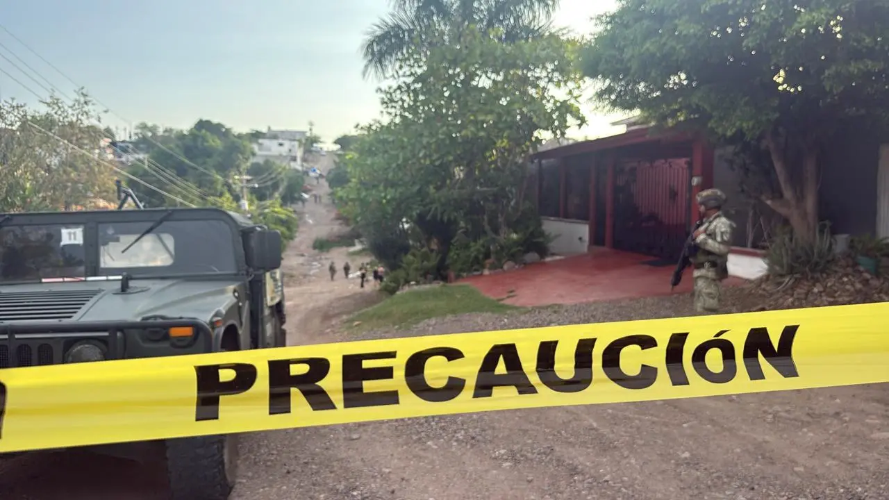 $!Asesinan a balazos a un hombre de 40 años en la colonia Lázaro Cárdenas, en Culiacán