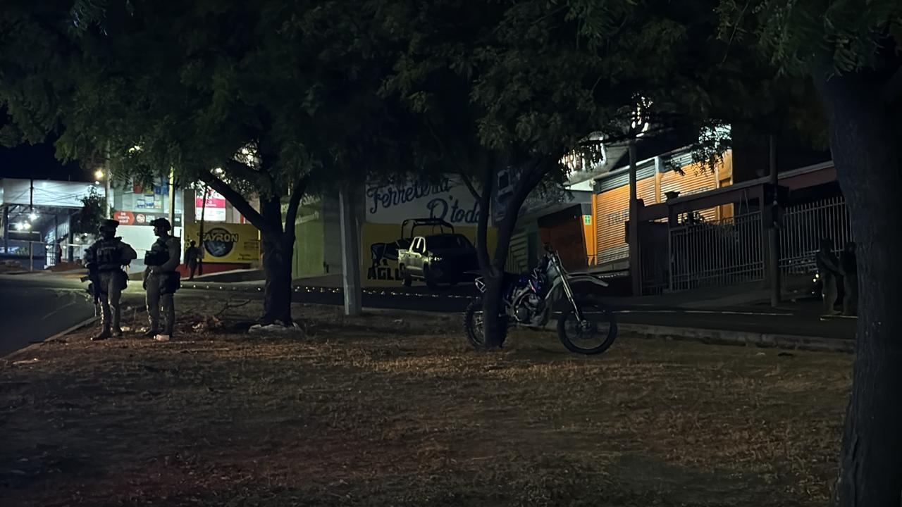 $!Ataque armado deja un muerto y un herido en la colonia Independencia, en Culiacán
