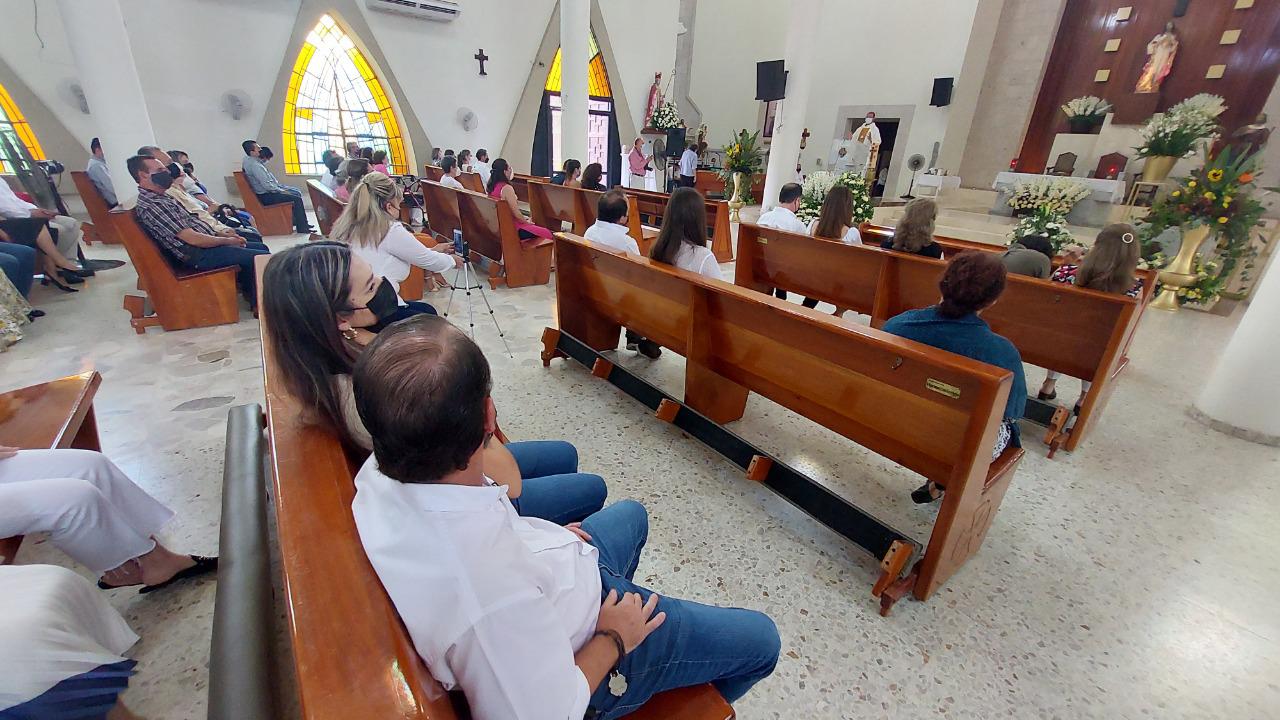 $!En su día, agricultores de Guasave dan gracias a Dios por sus cosechas y claman por agua