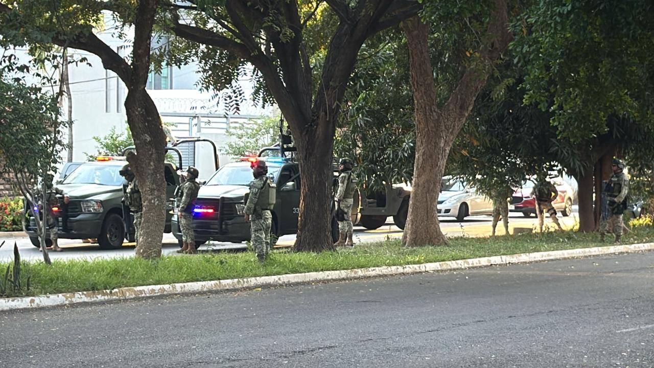 $!Balean y vandalizan un domicilio de la colonia Las Quintas, en Culiacán