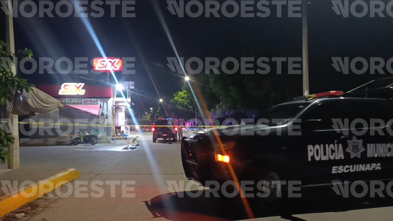 $!Asesinan a un hombre en un expendio de cerveza en Escuinapa
