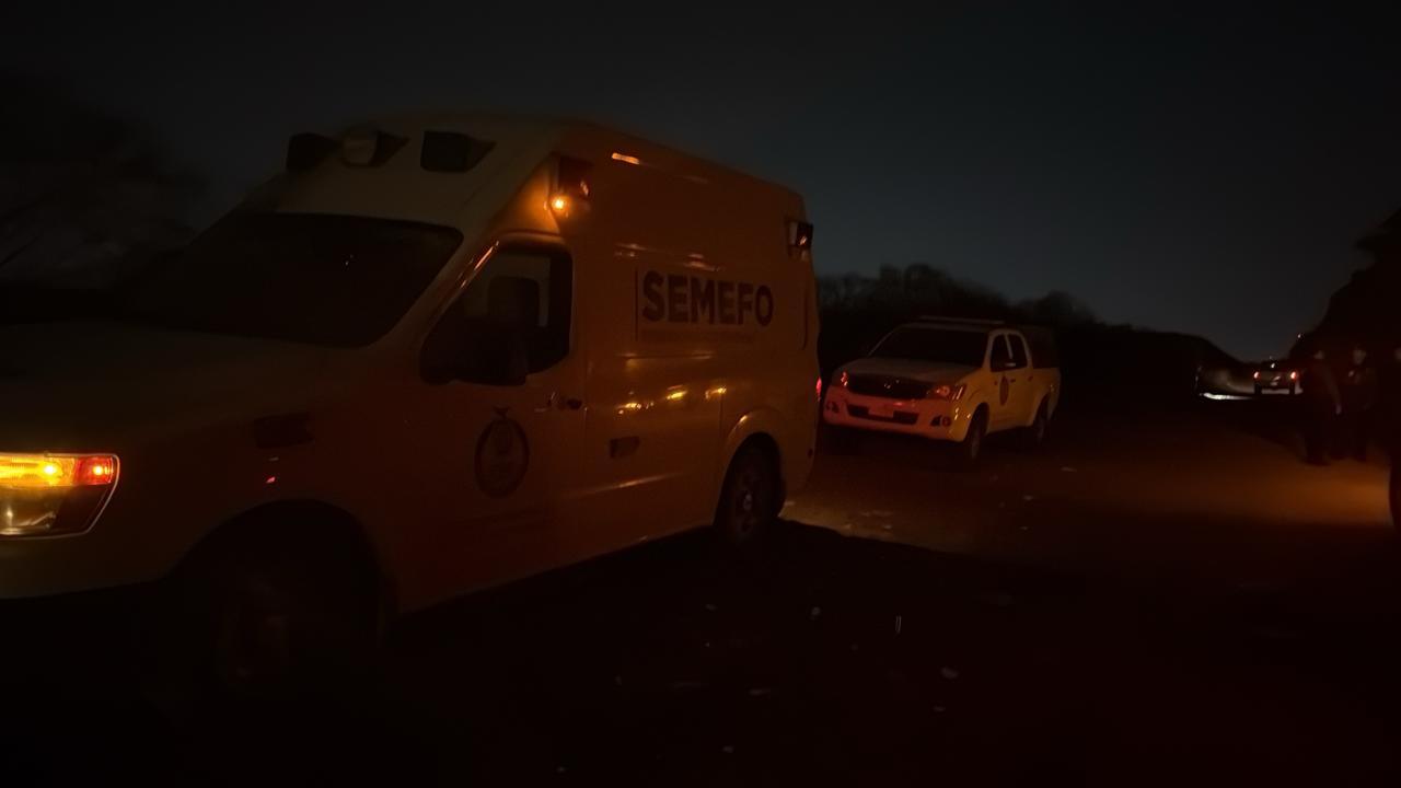 $!Hallan a un hombre asesinado en terracería junto al Dique de La Primavera, en Culiacán
