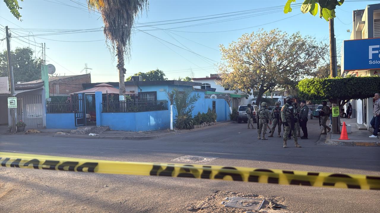 $!Atacan a hombre dentro de domicilio en la colonia Siete Gotas, en Culiacán