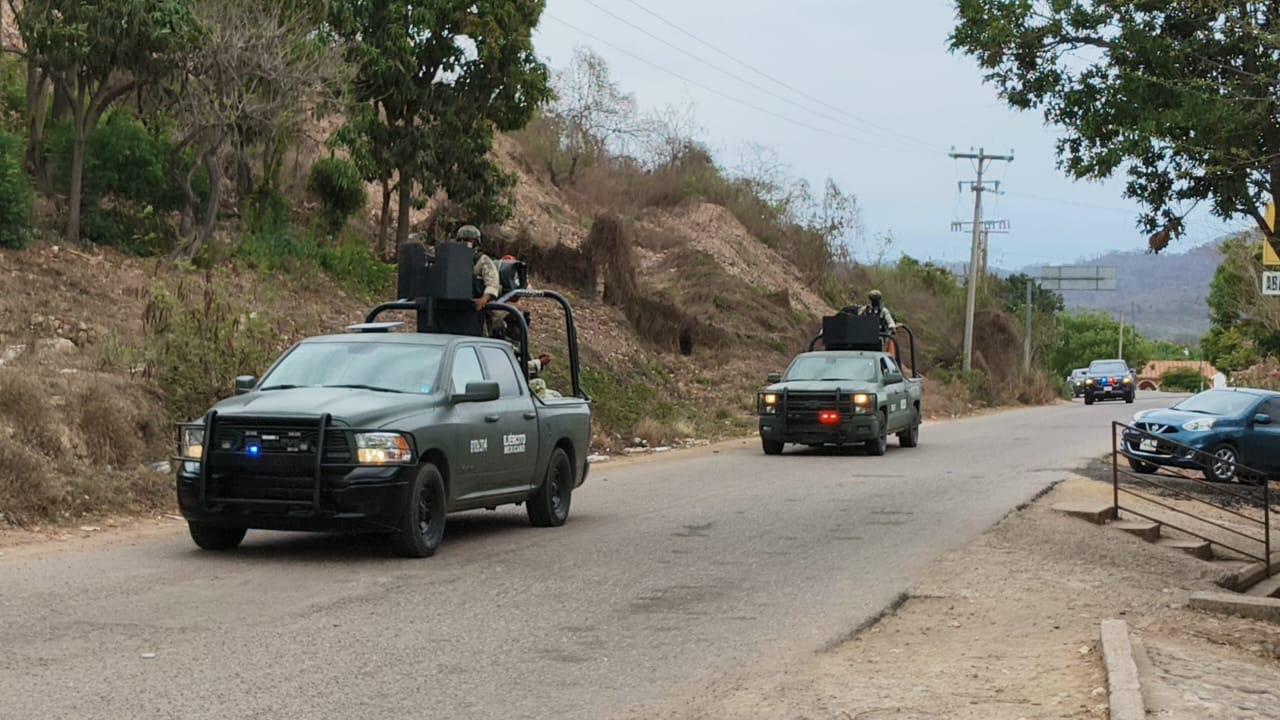 $!Confirman cinco cuerpos en predio cerca de Matatán, tras incursión de autoridades por medio de fuerte operativo