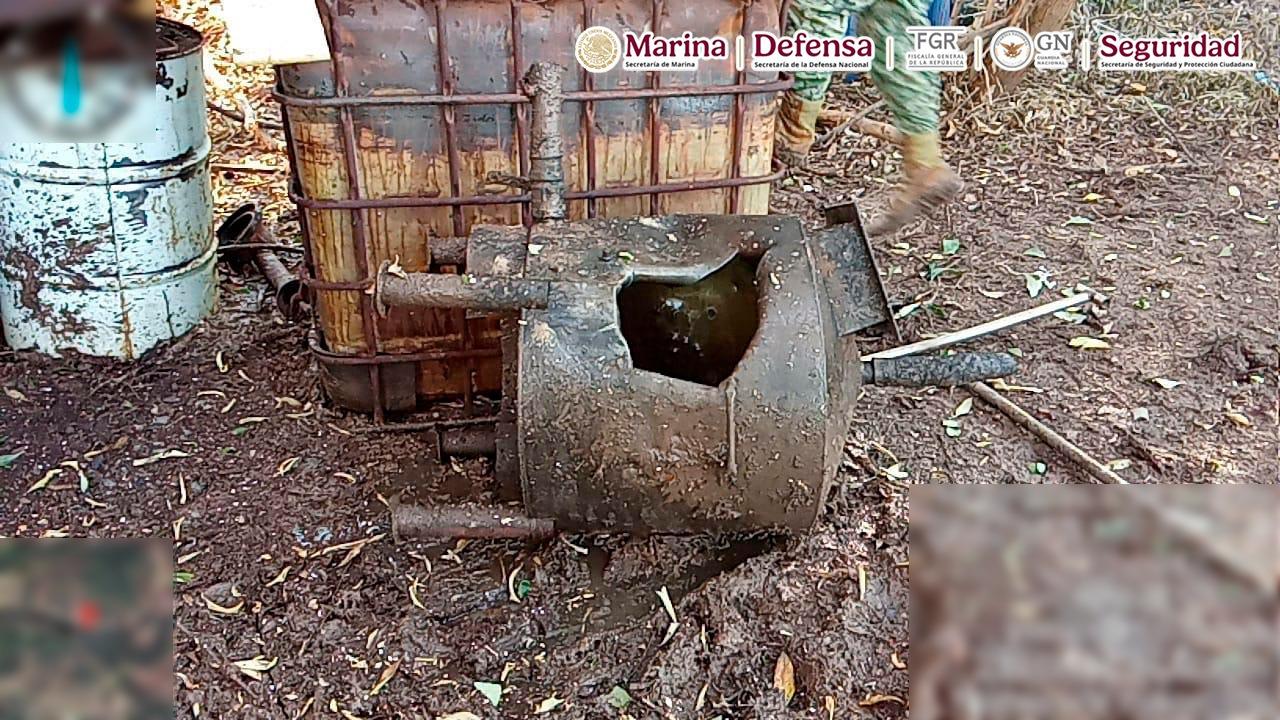 $!Desmantelan seis laboratorios clandestinos en Navolato y más de cuatro toneladas de metanfetamina aseguradas