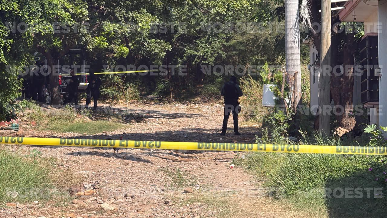 $!Hallan a un hombre sin vida dentro de vivienda de la Jesús Valdez, en Culiacán