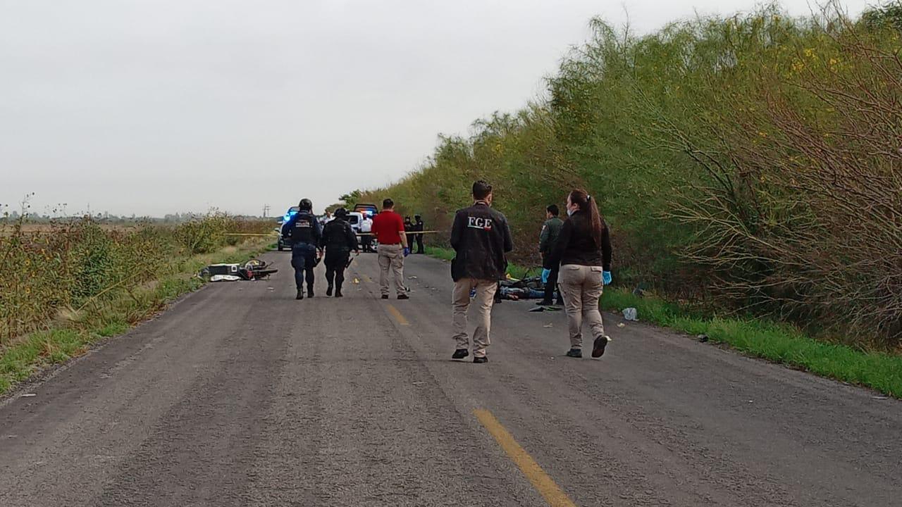 $!Chocan dos motociclistas en Villa Juárez, Navolato, y pierden la vida