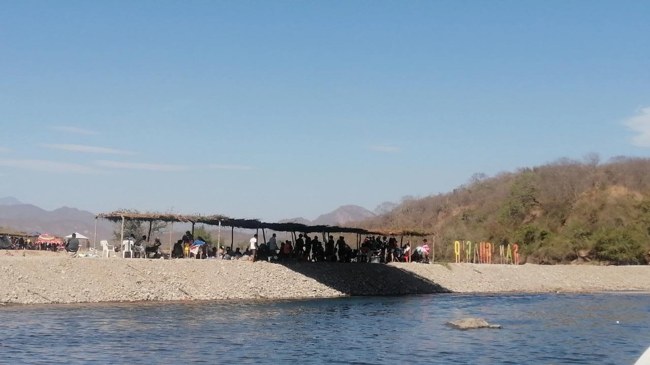 $!Visitantes disfrutan en Semana Santa del Río Piaxtla en San Ignacio