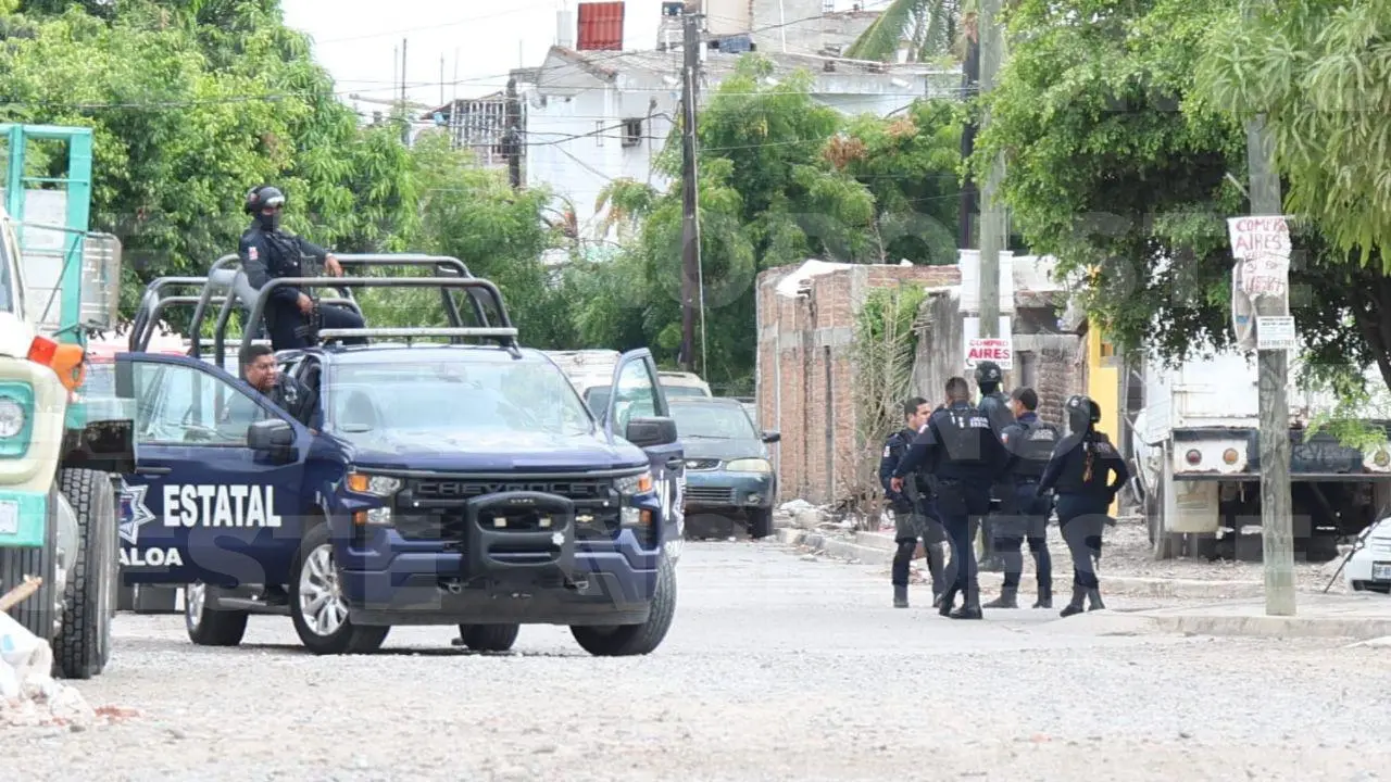 $!Reporte de motociclistas armados en la Colonia Morelos de Mazatlán moviliza a fuerzas federales