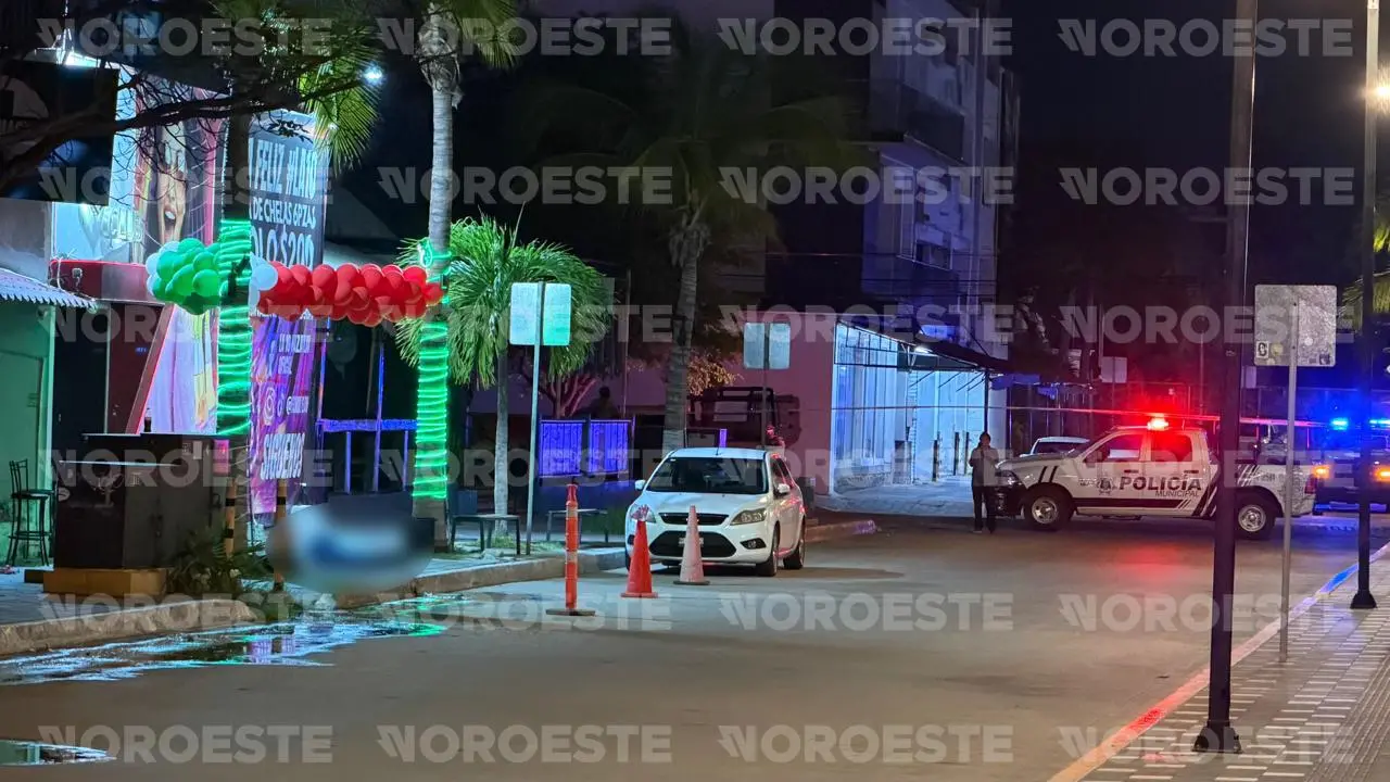 $!Asesinan a hombre en la Zona Dorada de Mazatlán