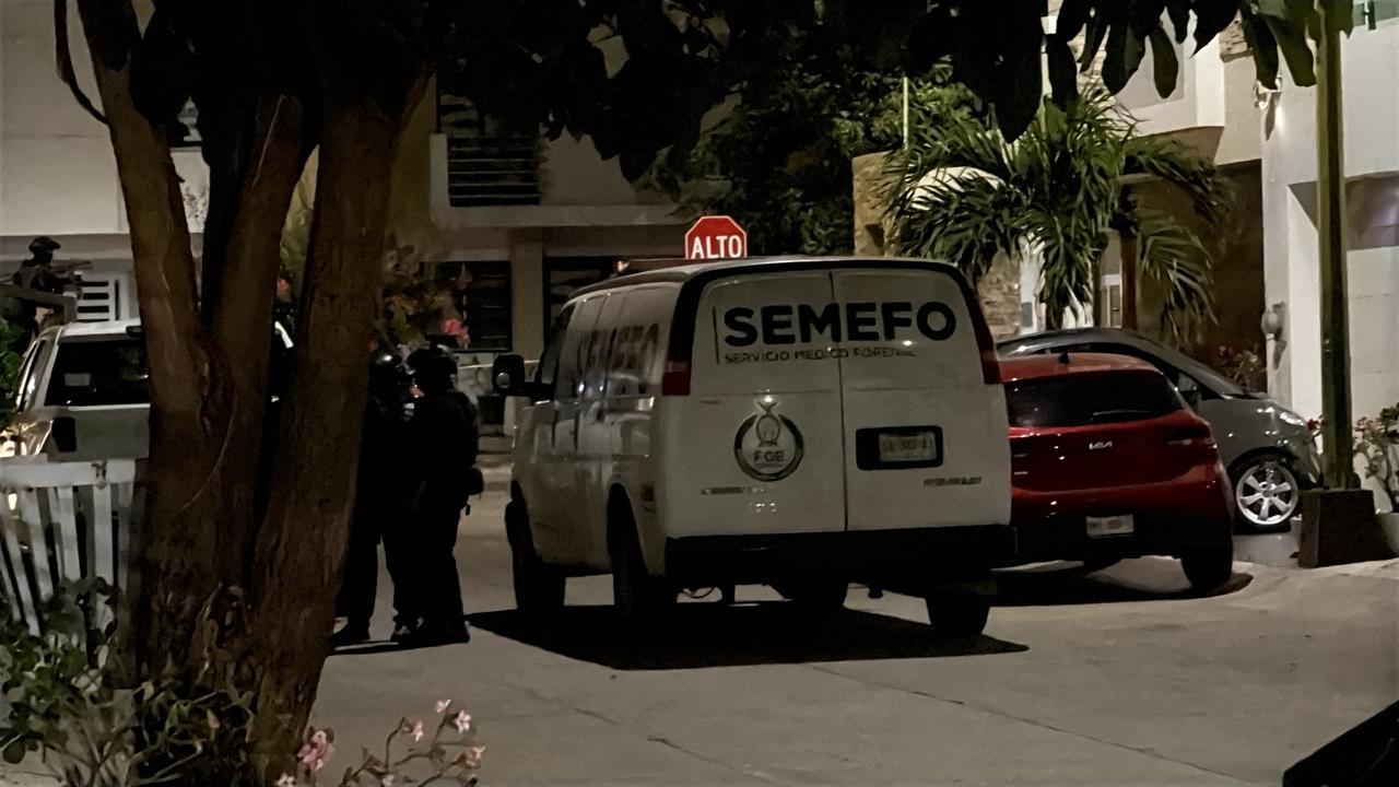 $!Abaten a uno y detienen a cinco civiles en Culiacán tras operativo en Espacios Barcelona