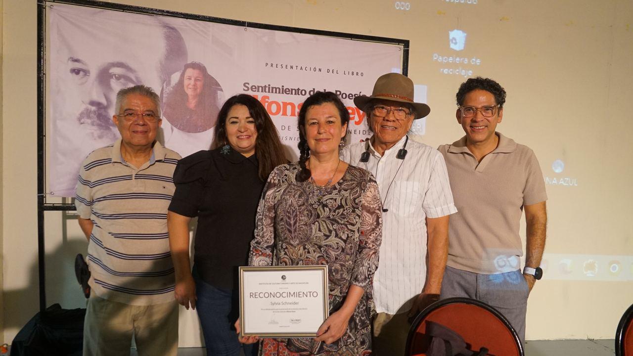 $!Enrique Vega Ayala, Karina Castillo, Sylvia Schneider, Joaquín López y Juan Alfonso Mejía.