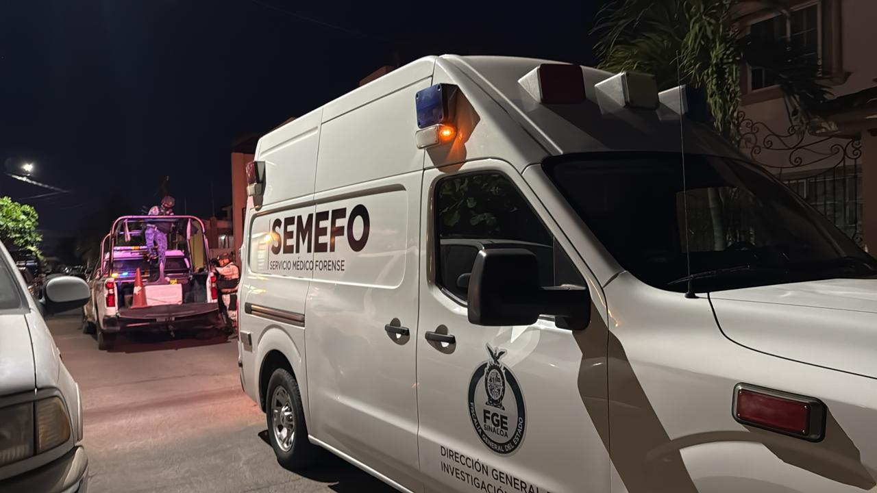 $!Asesinan a joven de 19 años dentro de su vehículo en la colonia Burócrata, en Culiacán