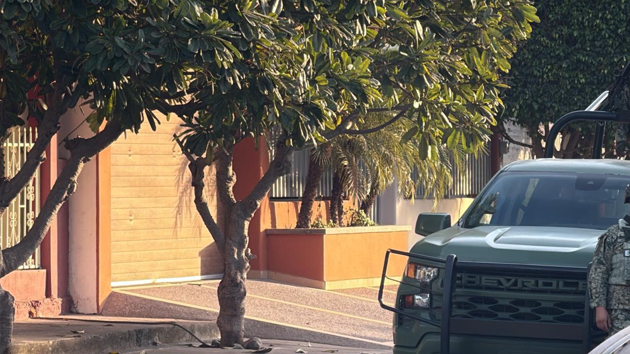 $!Balean vivienda en la colonia El Palmito, en Culiacán