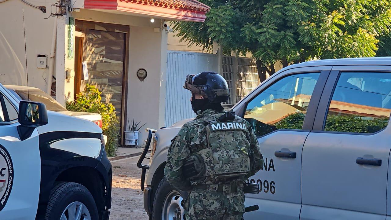 $!Catean dos domicilios de manera simultánea en diferentes sectores de Culiacán