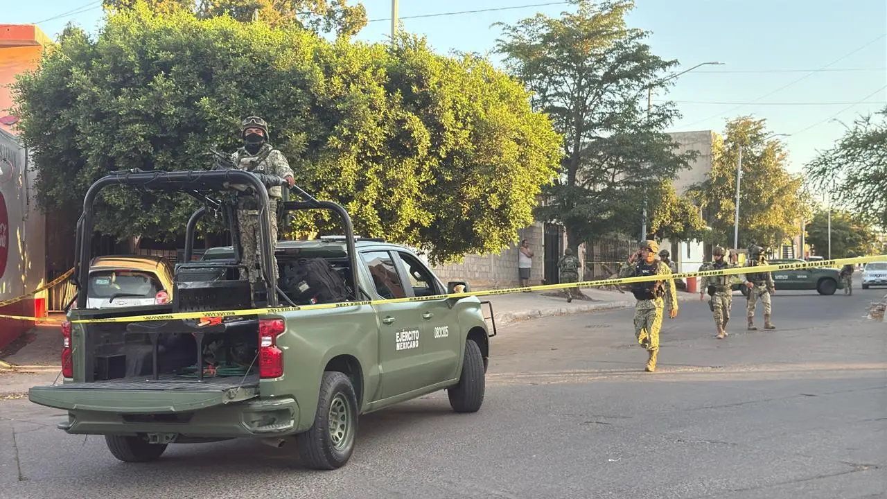 $!Asesinan a balazos a un hombre cerca de un mini súper en la colonia Guadalupe Victoria, en Culiacán