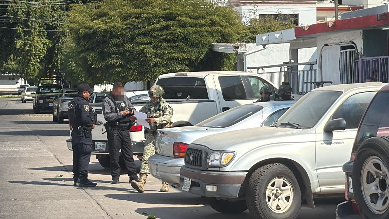 $!Atacan por segunda ocasión un domicilio en el norte de Culiacán; balean vivienda y camioneta