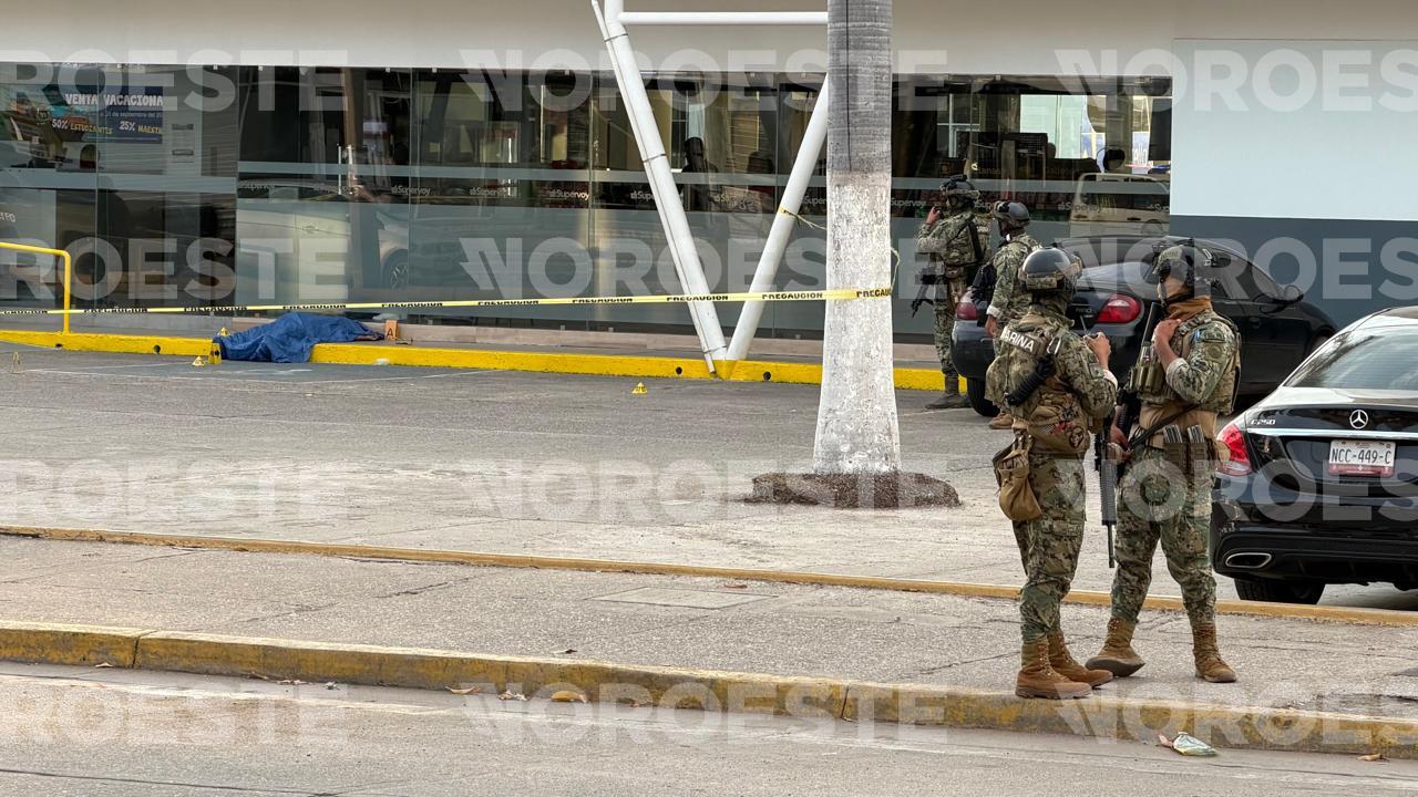 $!Ataque armado en la Central de Autobuses de Mazatlán deja un muerto y un herido