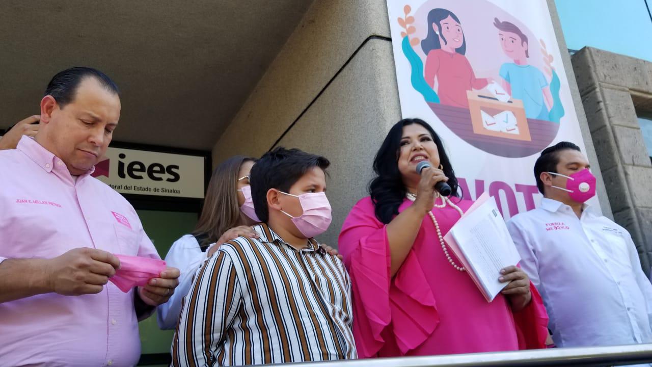 $!Sinaloa está listo para ser gobernado por una mujer: Rosa Elena Millán Bueno