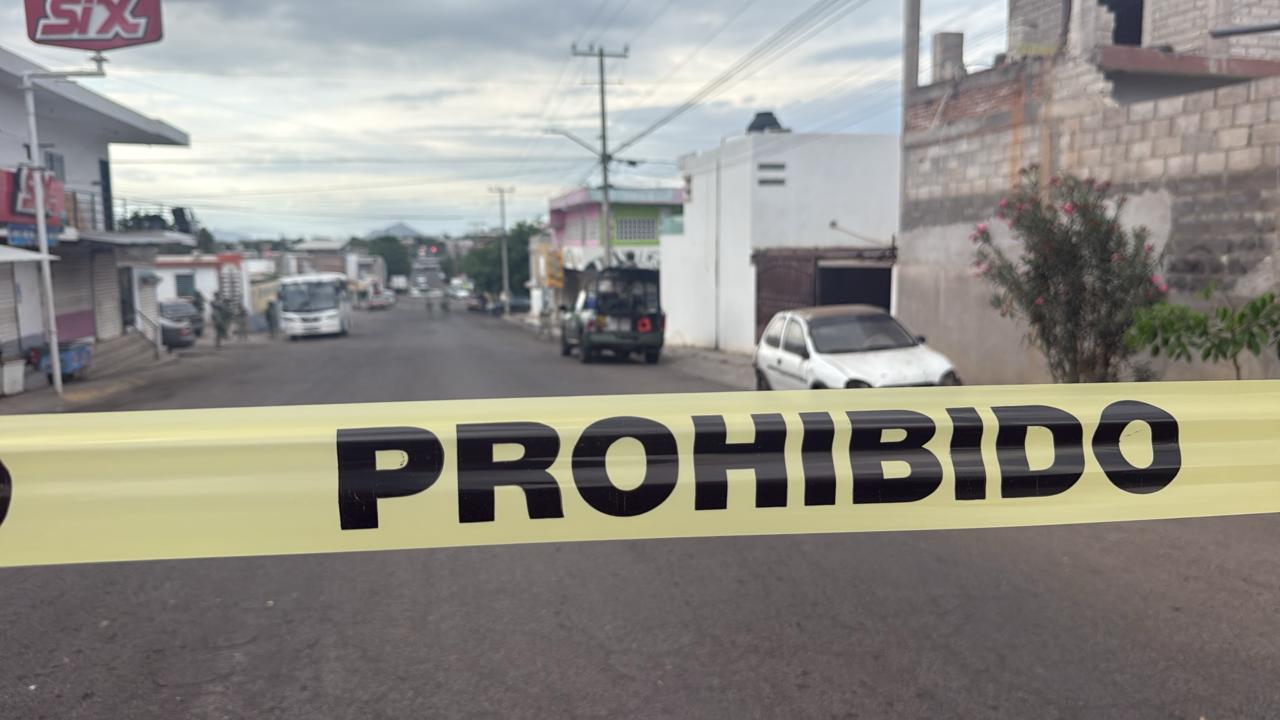 $!Atacan a balazos a joven frente a su domicilio en el sector Barrancos, en Culiacán