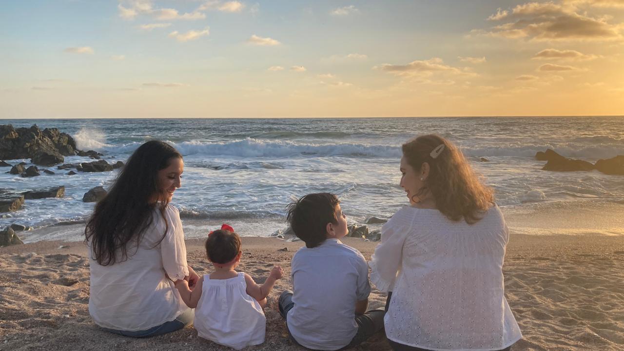 $!Marcela Eugenia disfruta sus días en compañía de su hija y sus nietos.