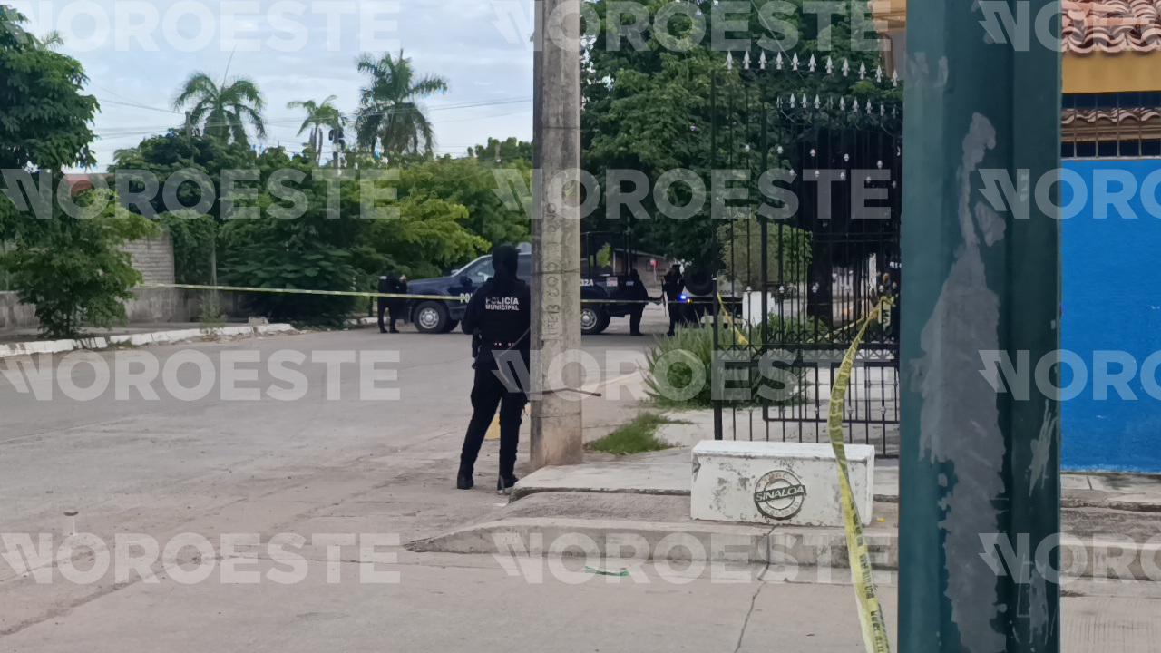 $!Matan a un hombre a balazos cerca de escuela primaria en Escuinapa