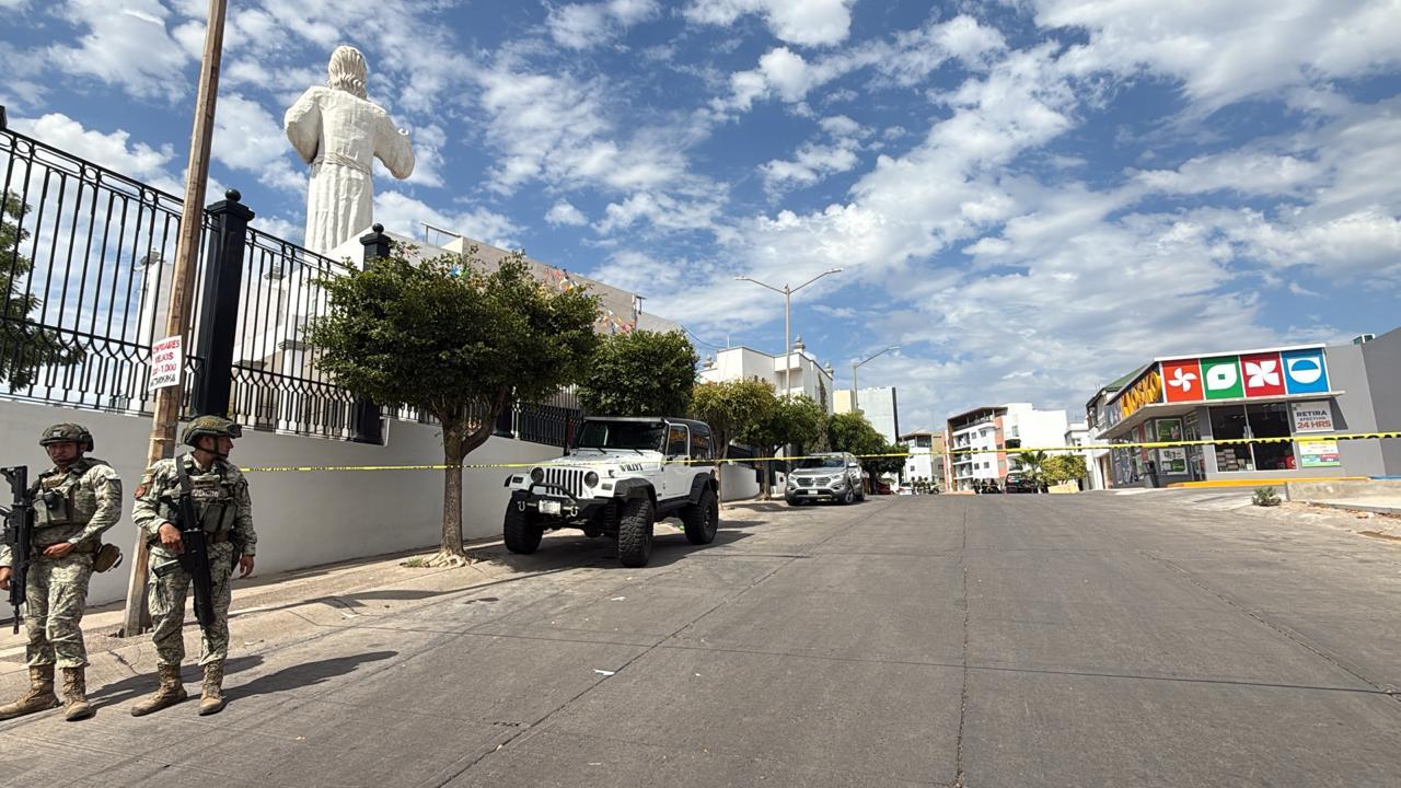 $!Asesinan a hombre afuera de iglesia en el sector Montebello, en Culiacán