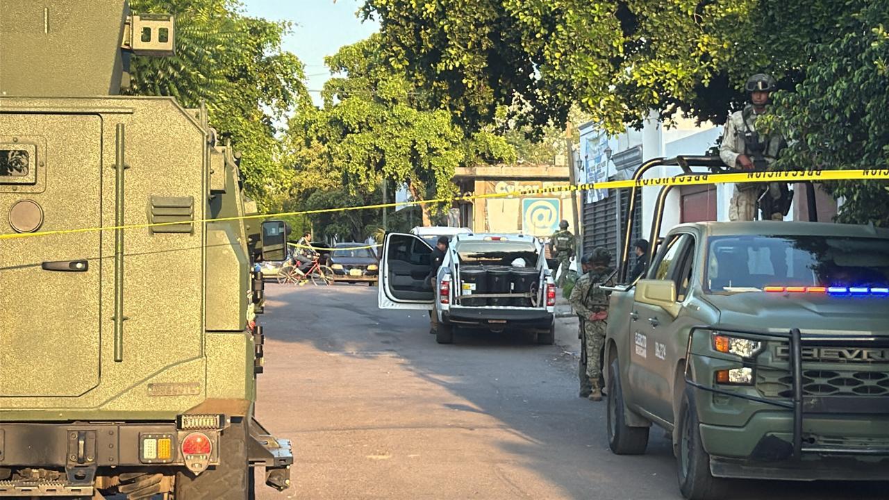 $!Realizan cateo en un domicilio del fraccionamiento Villa del Real; es el tercero de este domingo en Culiacán