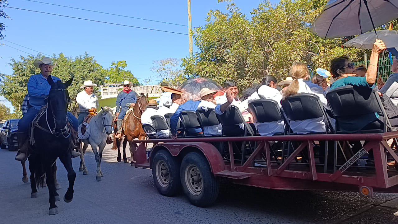 $!Ejidatarios de Escuinapa celebran 105 años de historia con misa y recorrido