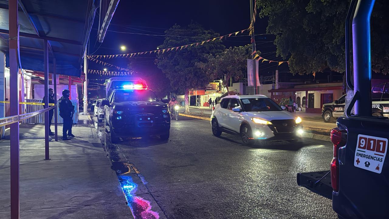 $!Hieren de bala a una mujer en una refaccionaria de Aguaruto, al poniente de Culiacán