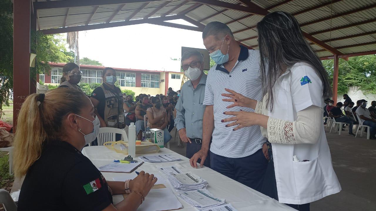 $!Confía Quirino en la vacunación para bajar índices de contagio de Covid-19