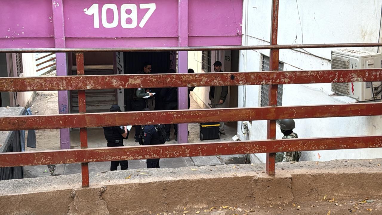 $!Asesinan a Javier Alfonso dentro de un departamento en Infonavit Cañadas, en Culiacán