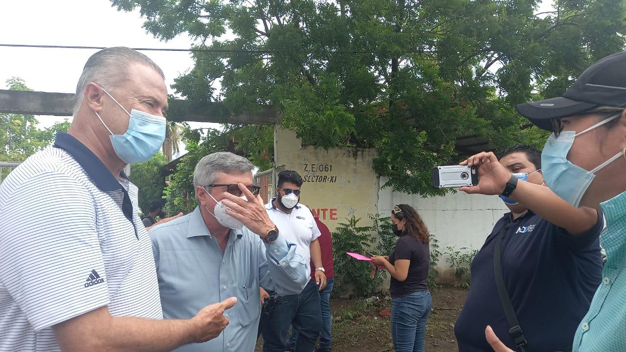 $!En Escuinapa cuestionan a Quirino sobre apoyo que requieren personal médico y la población ante el Covid-19