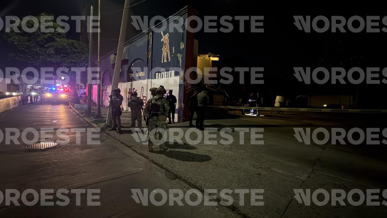 $!Balean a un hombre en callejón junto a túnel rumbo a avenida Federalismo, en el Centro de Culiacán