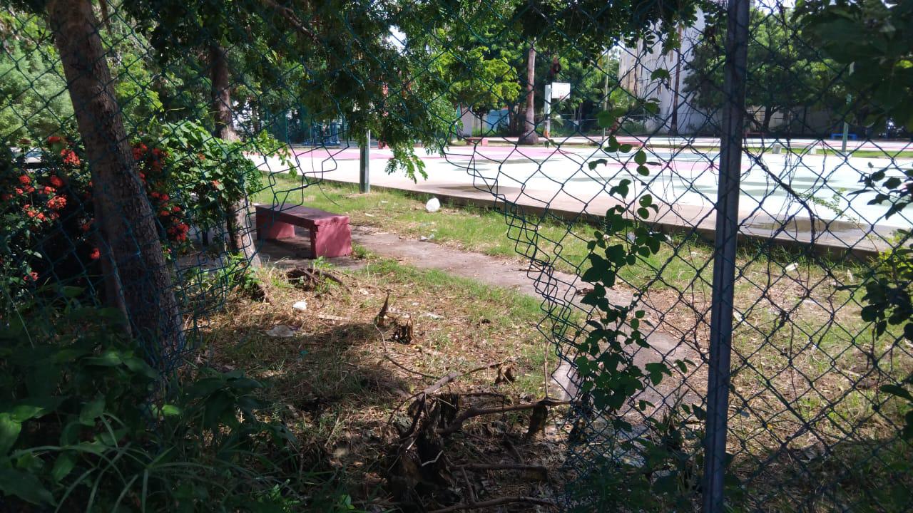 $!Continúa problema de basura en el fraccionamiento El Toro, en Mazatlán