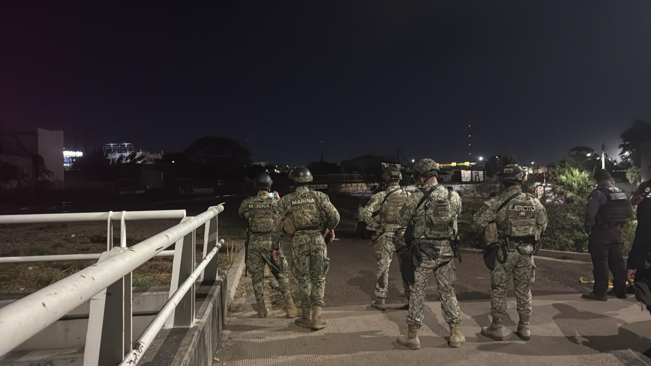 $!Matan a balazos a un hombre sobre un puente de la colonia El Vallado, en Culiacán