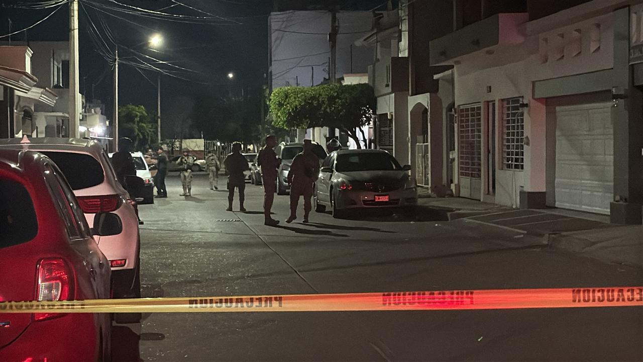 $!Ataque armado deja un muerto y un herido en vivienda de la colonia 4 de Marzo, en Culiacán