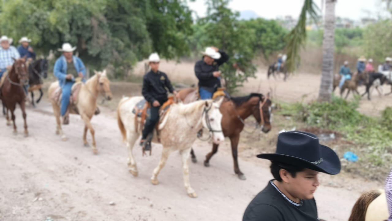 $!Chametla celebra la tercera Cabalgata a Campo Traviesa