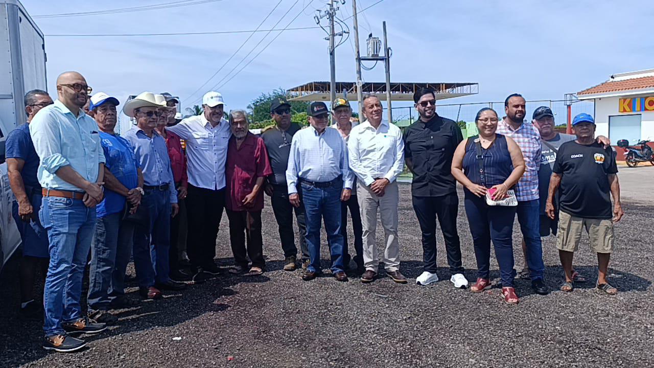 $!Promete titular de Conapesca revitalizar campos pesqueros en Escuinapa